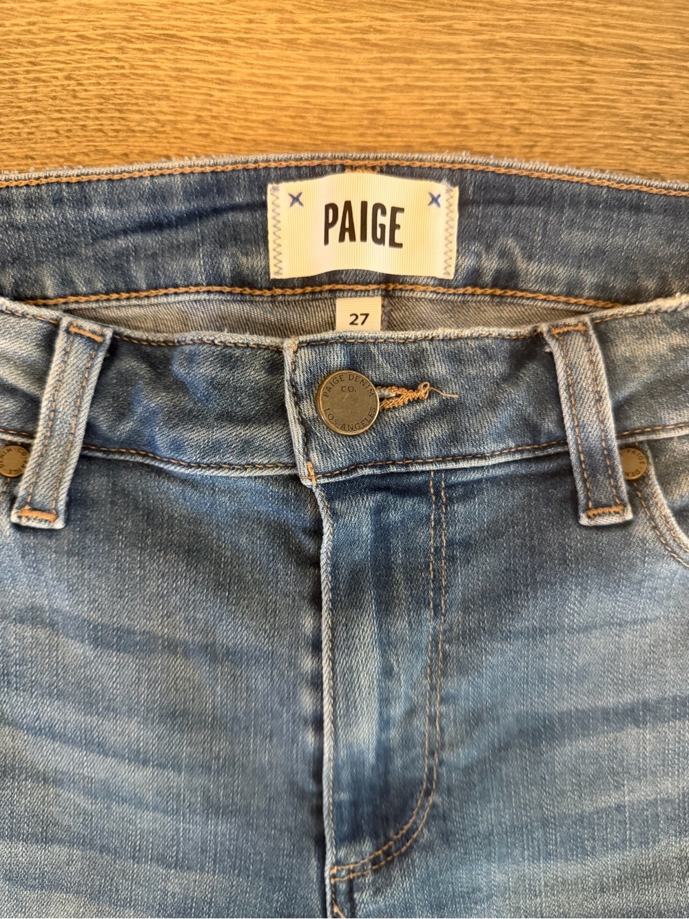 PAIGE Distressed Denim Jean Jax Knee Shorts Size 27 - Picture 2 of 6
